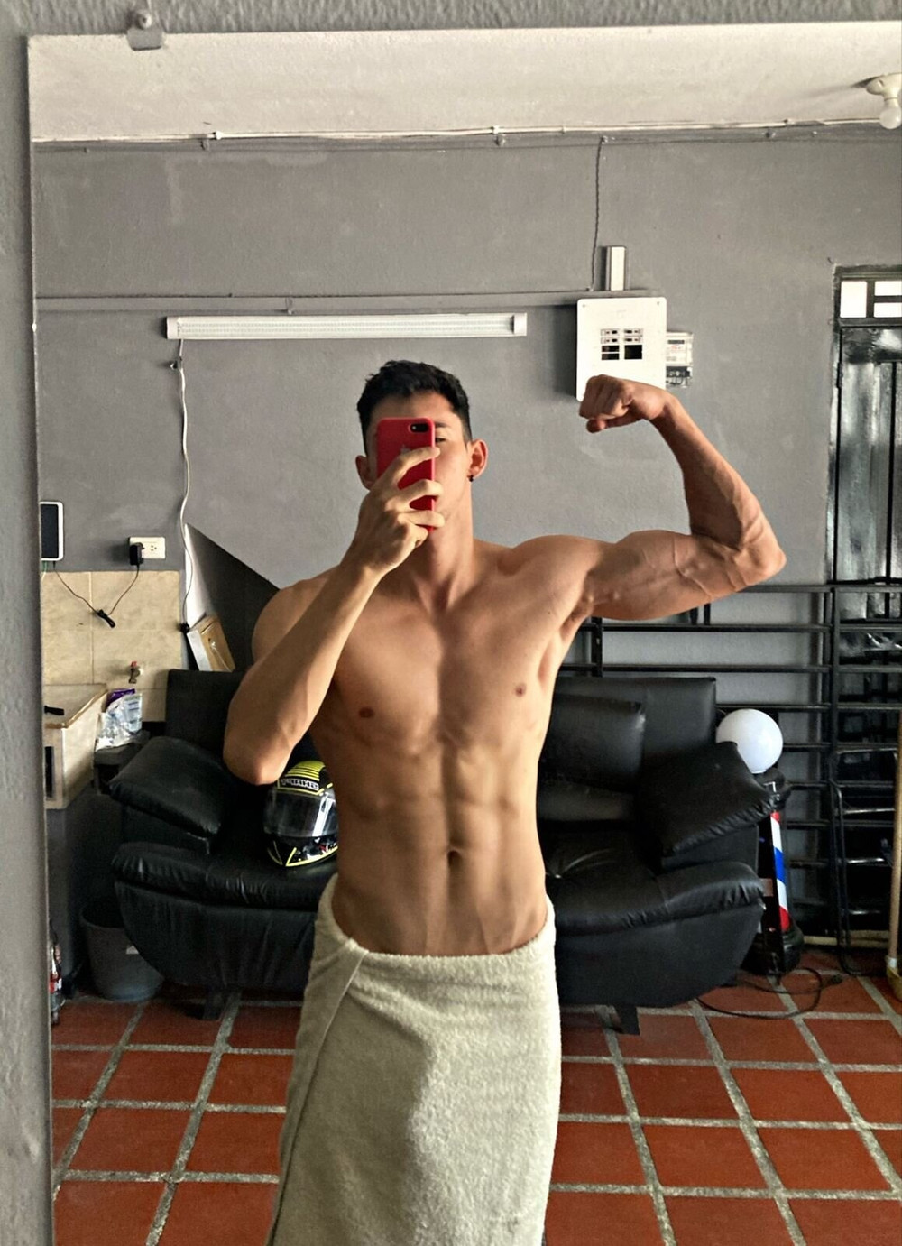 Oliver Bennet Free Photos #17