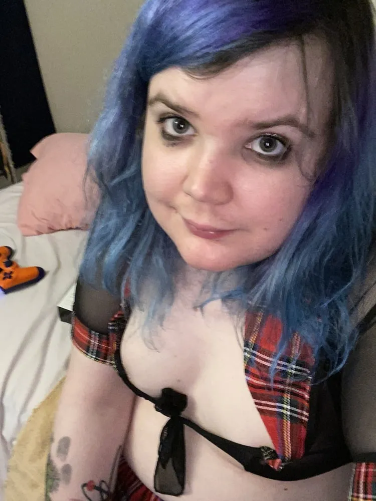 bbw ts Janey schoolgirl