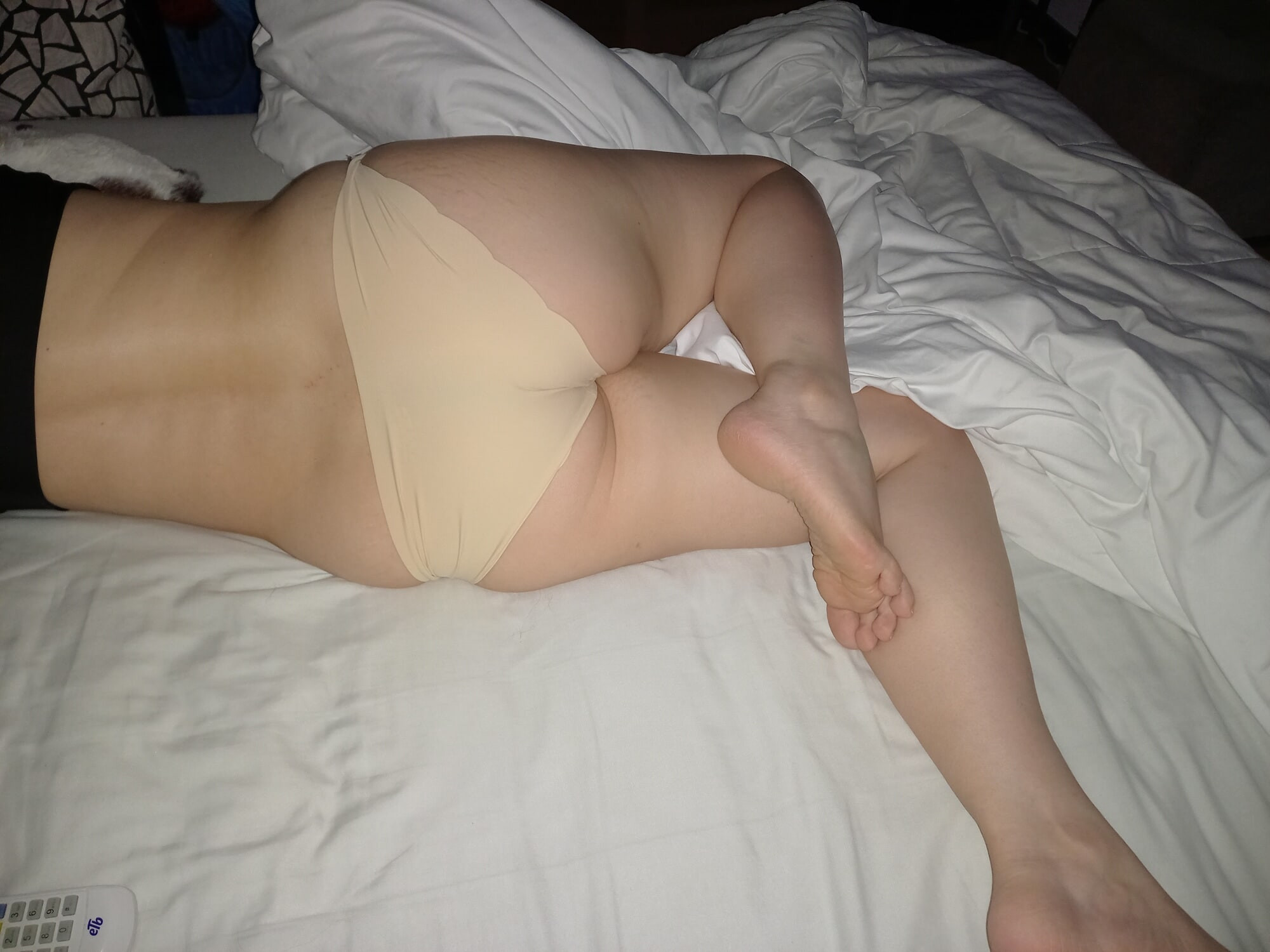 En mi cama 2
