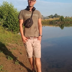 teen in Main ufer