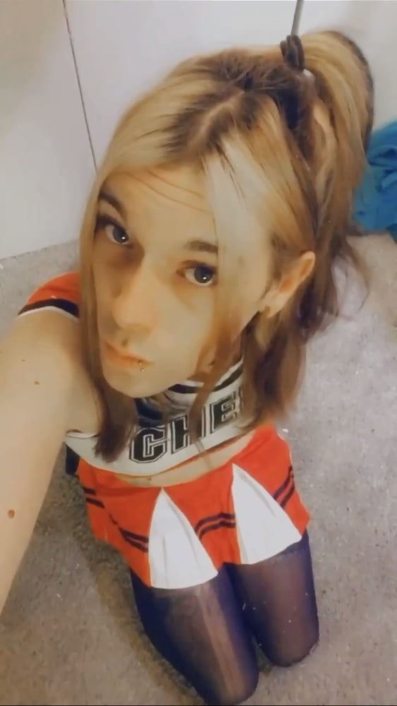 Sexy Cheerleader #13