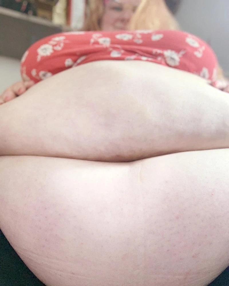 Big SSBBW Belly #48