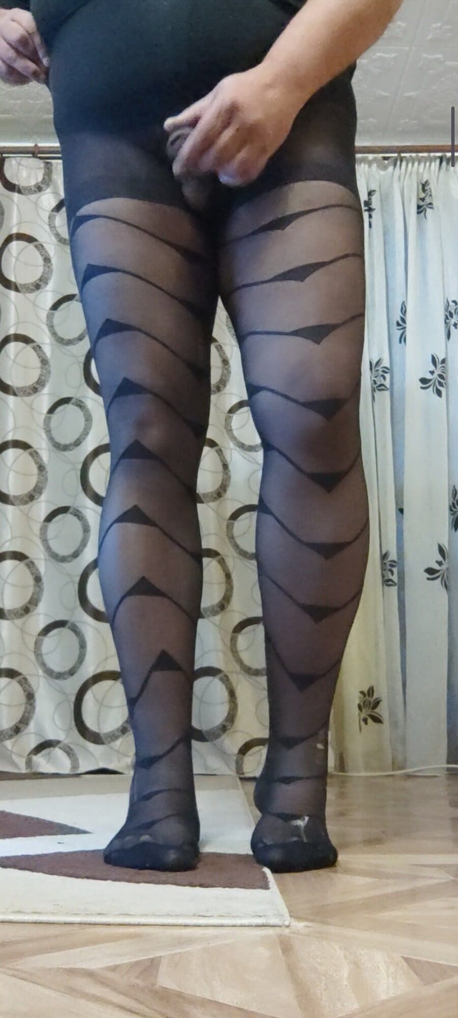 Patterned black tights #7