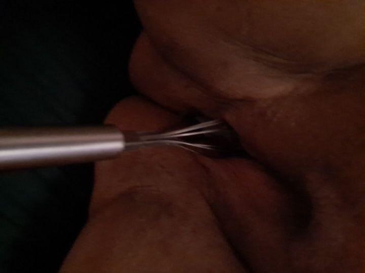 Pig showing off Sirs fat body and cunt #8
