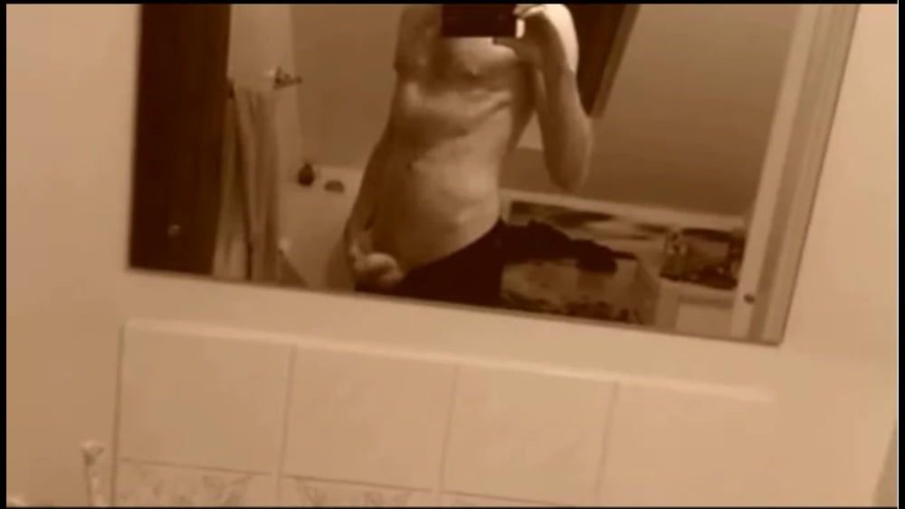 More piccies of my nakiee body lol #34