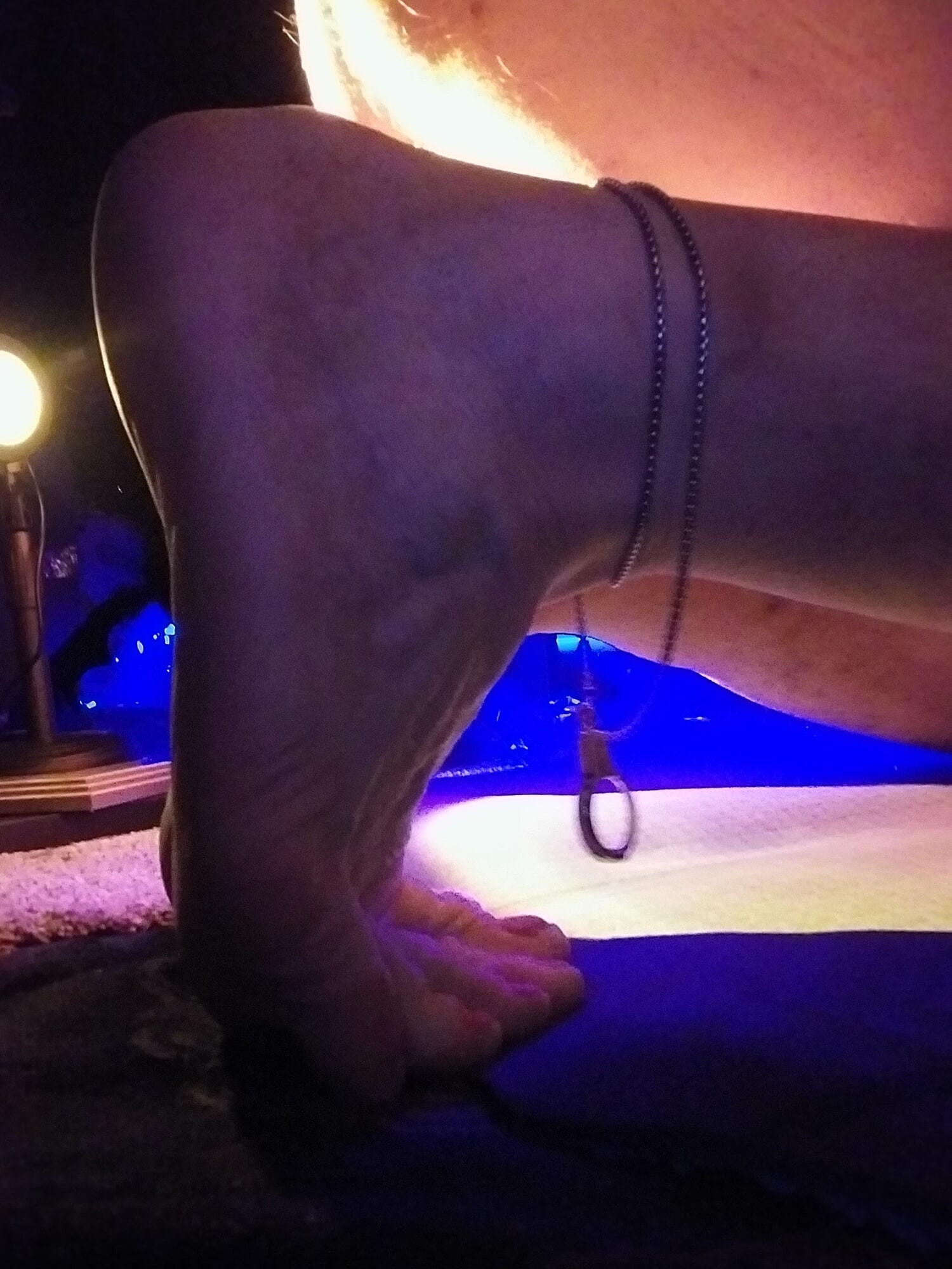 Butt && feet slut