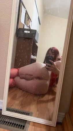 Femboy a hőségben 