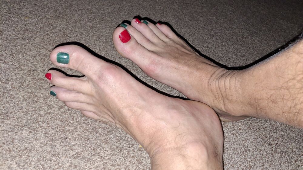 Showing some toes for Christmas #28