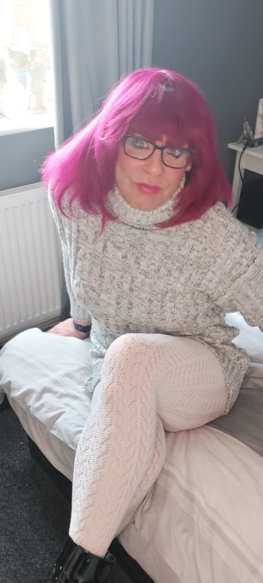 crossdressing juniper beri UK #26