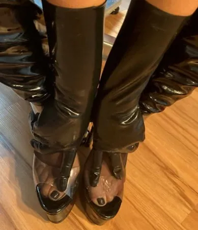 black and clear pvc porn high heel boots         