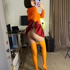 Kira Free Photos