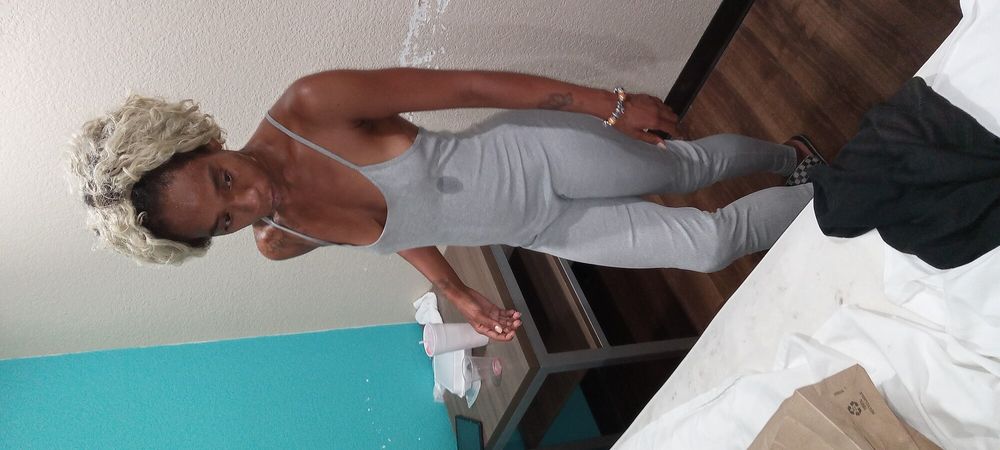 Slim Ebony Milf Thot in Houston #2