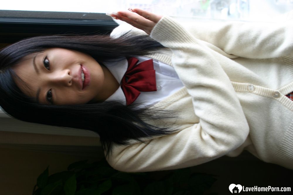 Asian schoolgirl looks for some online exposure #53