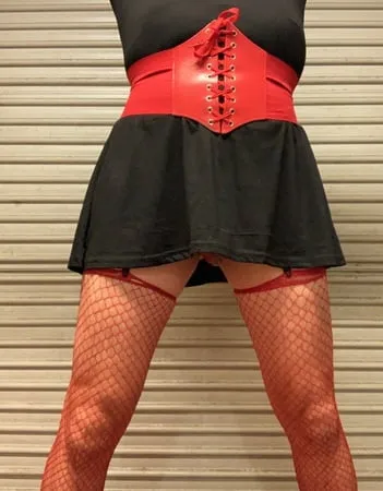 kerry in red fishnets         