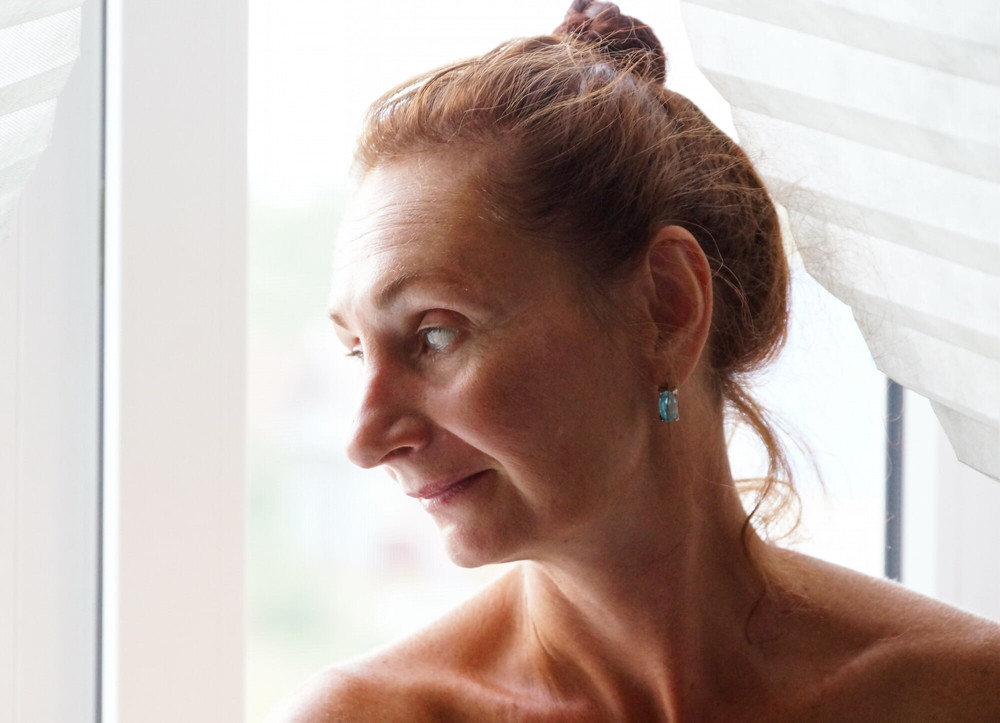 Naked on the Windows #42