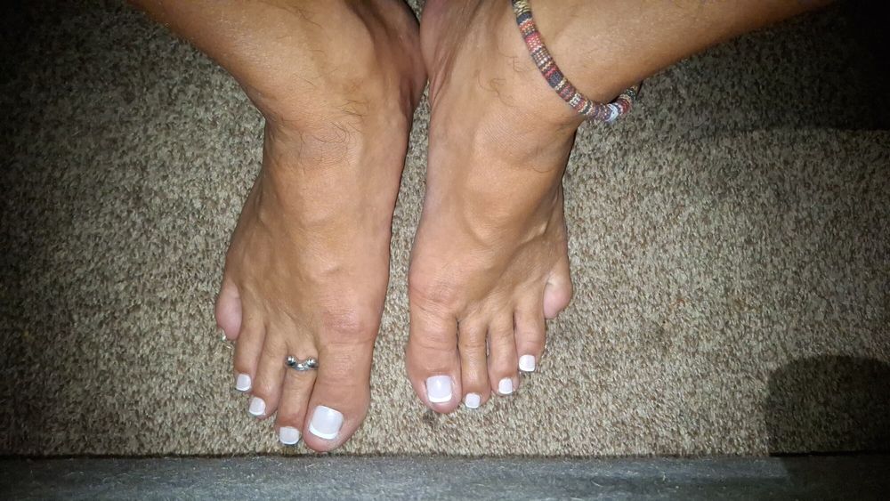 Who wants to suck my toes #24