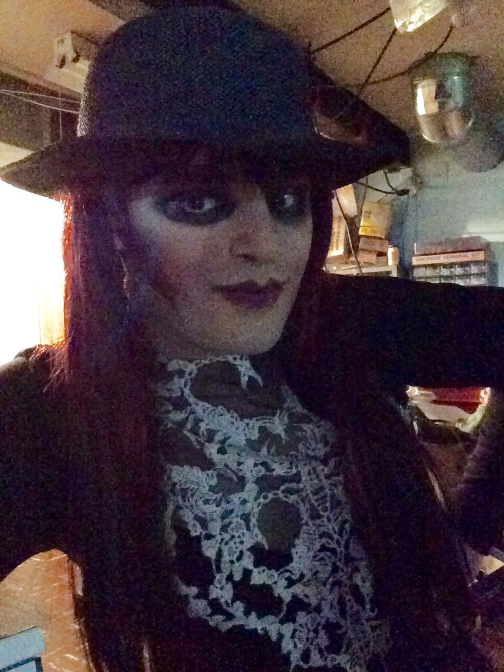 Clutter (goth tranny) #2