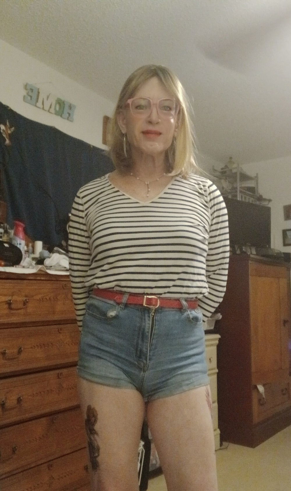 Lisa B. (Outfits)B #8