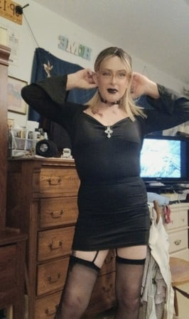 Lisa B. Goth pictures