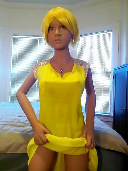Nina's yellow dress #4