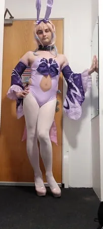 sissy aimees first time cosplaying         