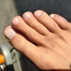 Arab feet