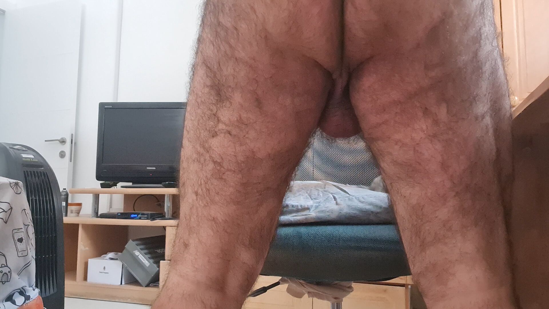 If you're into bear ass - this one's for you! ilovetobenaked #17