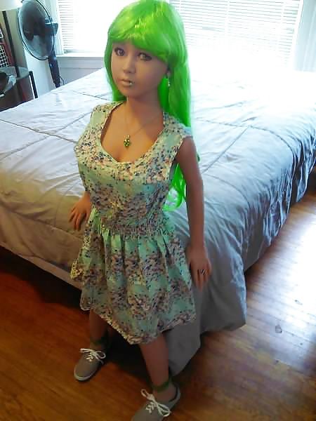 Nina's green dress