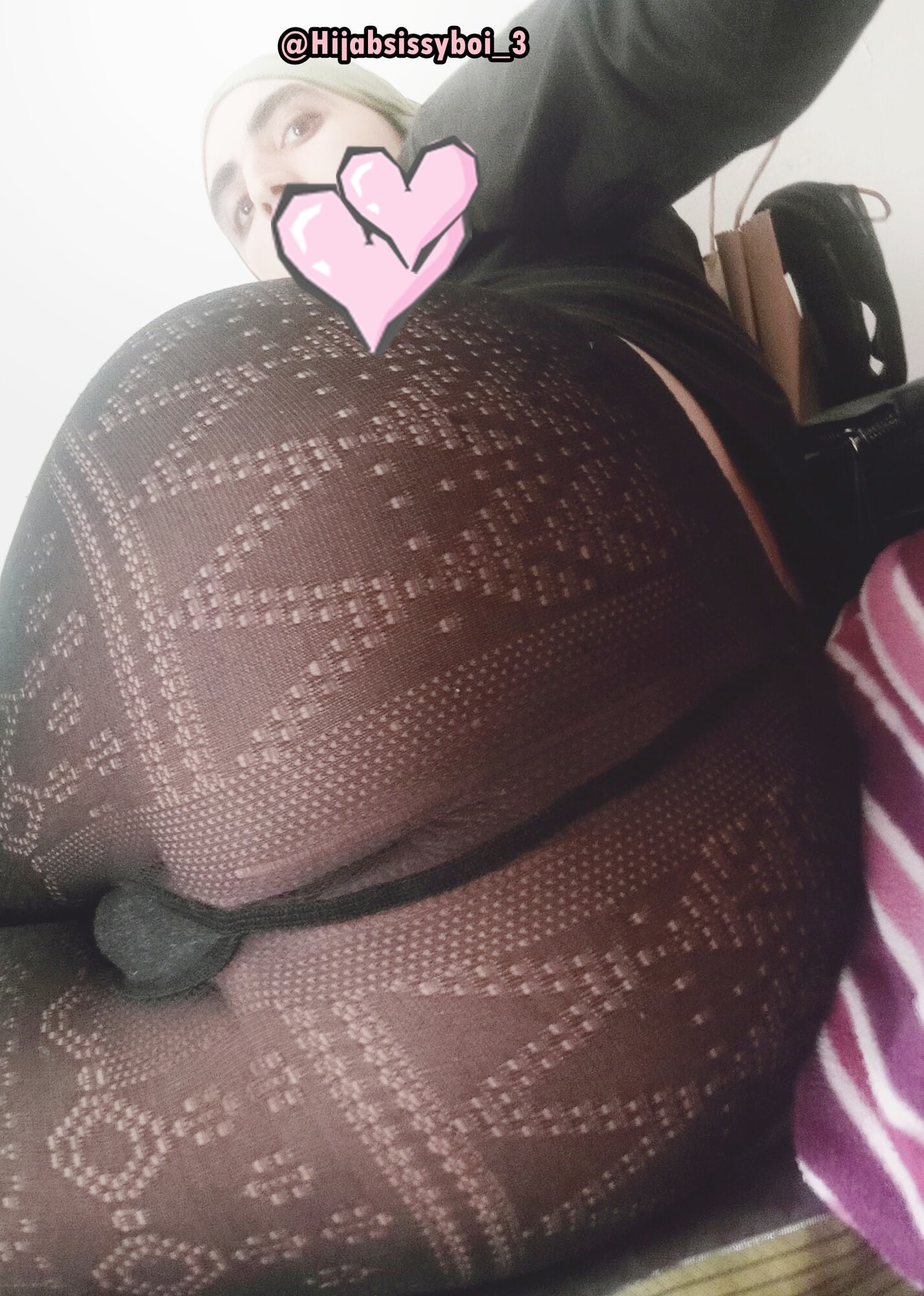My Moroccan round ass in leggings