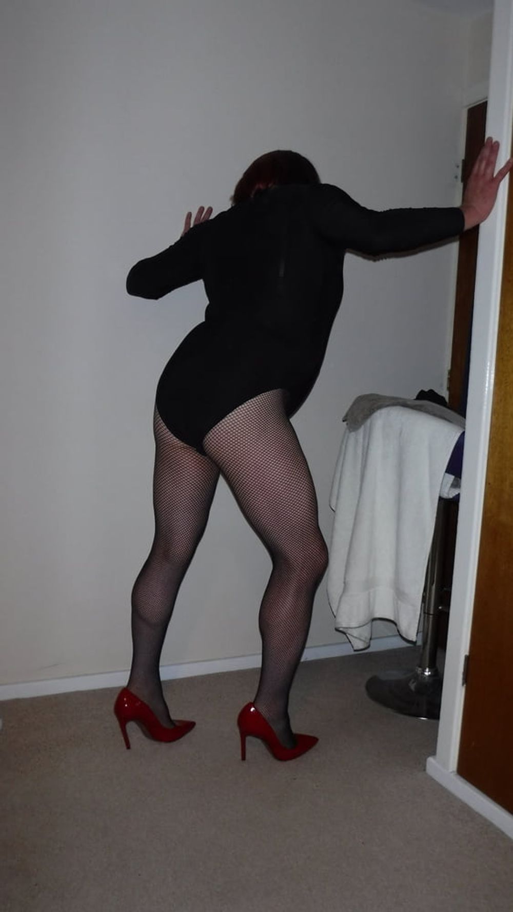 SISSY ROSIE IN FISHNET, RED HEELS AND BODYSUIT #7