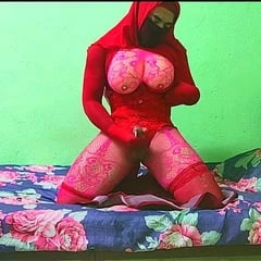 Elisya In Niqab Hijab Arab Squirting Masturbating slap dick