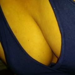 goddess cleavage 