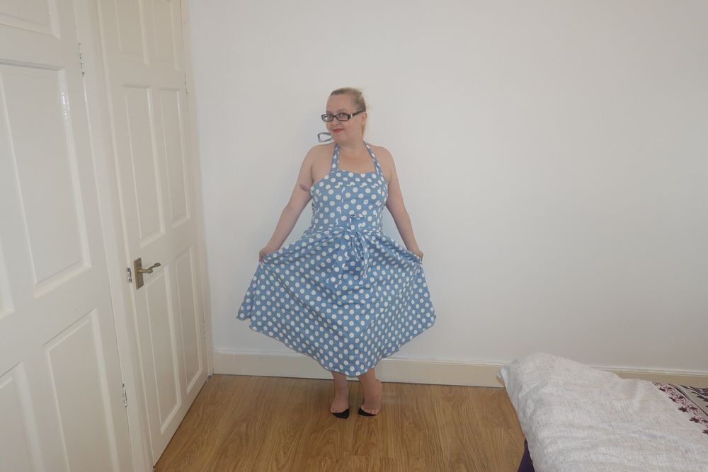 50&#039;s style dress with vintage nylon stockings #2