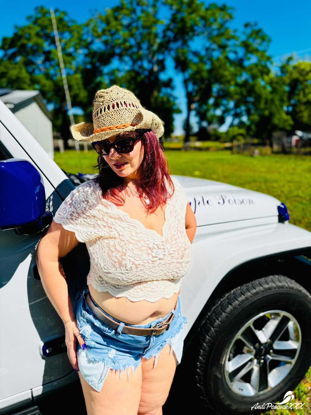 Jeep Girl Jiggle #40