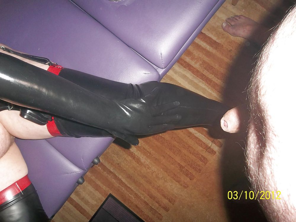 RUBBER WEDNESDAY #35