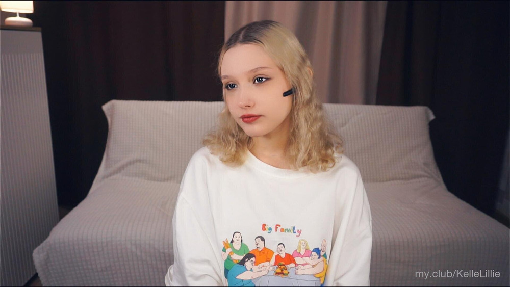 Alison Free Photos #2