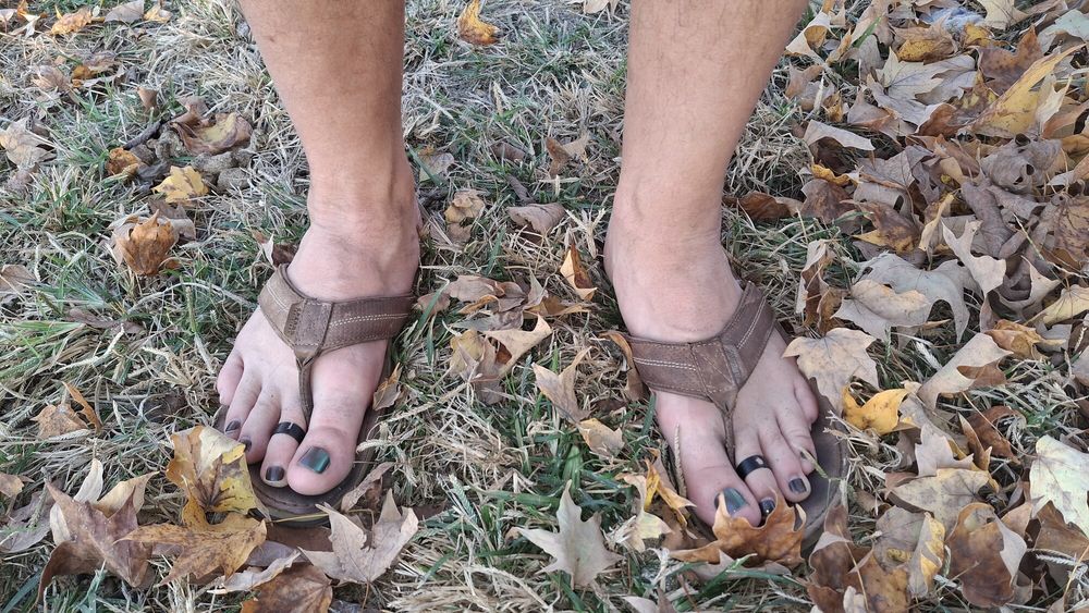 Feet in the leaves