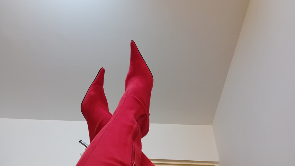 Crossdresser In Sexy Red Suede Pointed Toe High Heels Boots #12