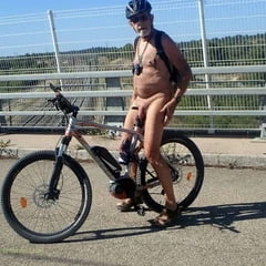 exhib outdoor