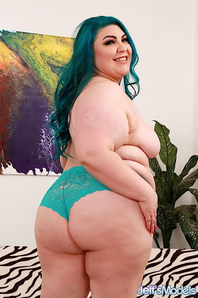 Horny BBW Bella Bendz gets fucked in pussy and ass #5