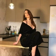 YOUR DOMINATRIX IN STOCKINGS