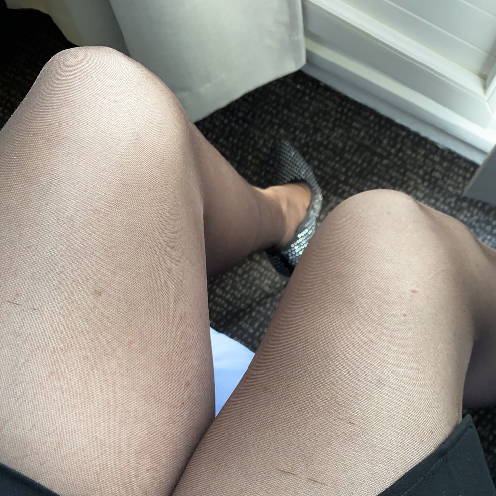 Sexy legs &amp; pantyhose 