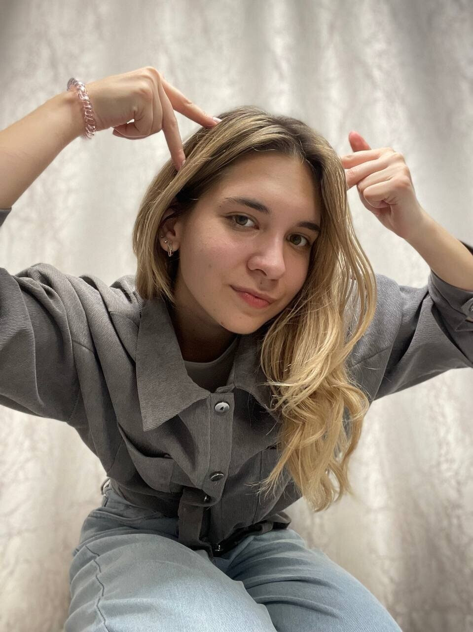 Cassandra Free Photos #12