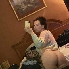 I’m so horny wearing my sweaters, I want my pussy licked