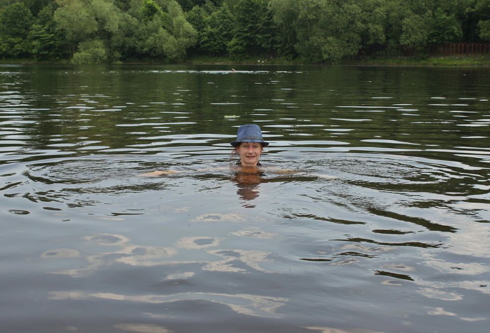 Bathing in Timiryazev-pond #19