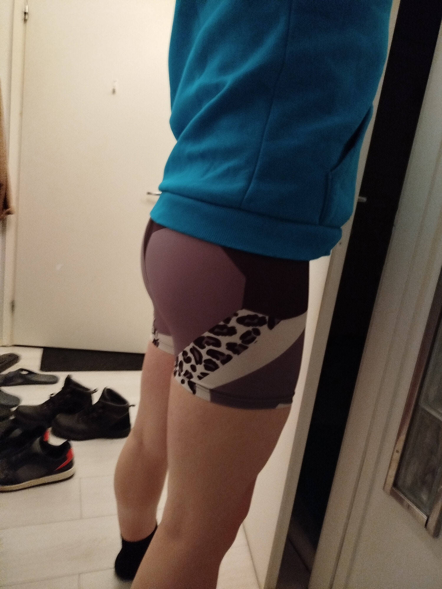 Butt Pics and Thicc Thighs #8