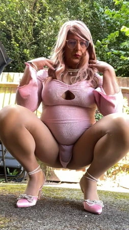 sexy crossdresser kellycd     in pink sparkly dress heels         