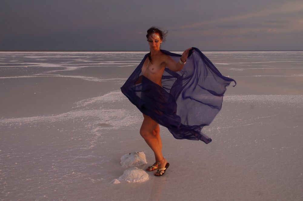 On Sunset-Light with DeepBlue Shawl on Salt- Lake #32