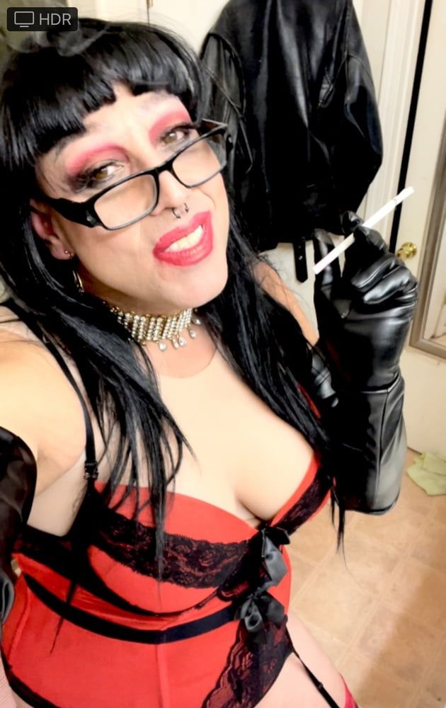 Gloves Mistress In Red 