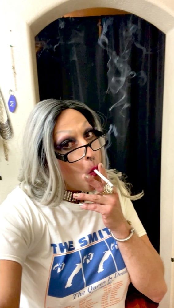Marilyn Getting Ready Smoking Fetish  #20